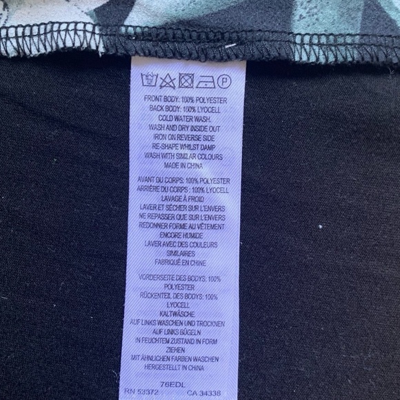 French Connection Floral short sleeve Top - Picture 4 of 5